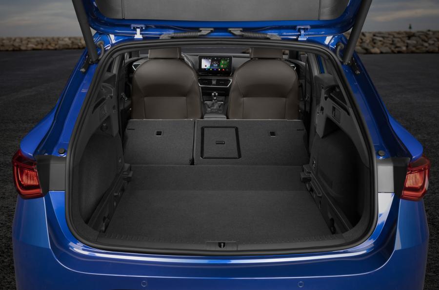 Багажник Seat Leon Sportstourer Xcellence 2020 года  (WW) (фото 12 из 34)